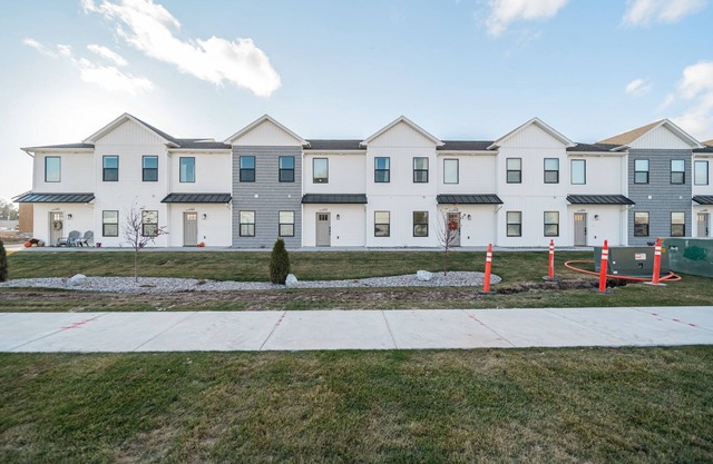 Elegant Townhouse in Ammon, Idaho