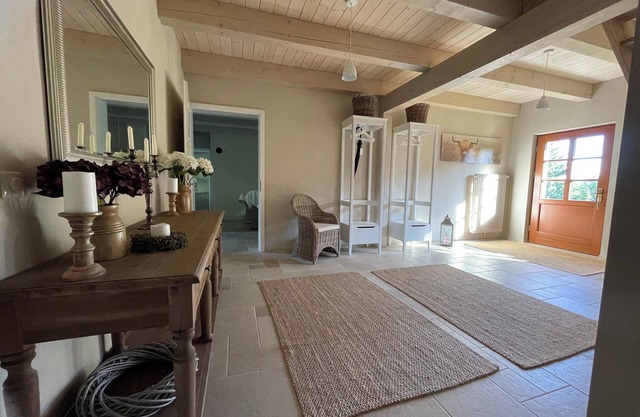 Elegant vacation apartment with large garden and private sauna