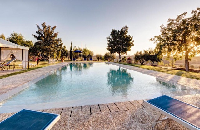 Elegant Villa in Farneta with Private Pool