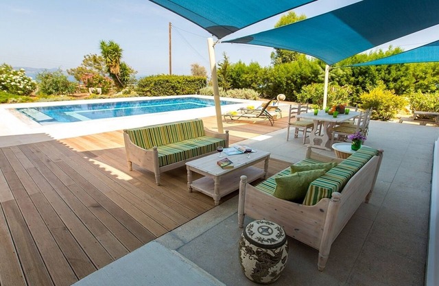 Elegante Villa, privater Pool, Sauna, Blick auf Mittelmeerküste und Landschaft (behindertengerecht)