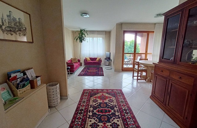 Elegante alloggio di grandi dimensioni (110 mq) in parco privato di 6000 mq