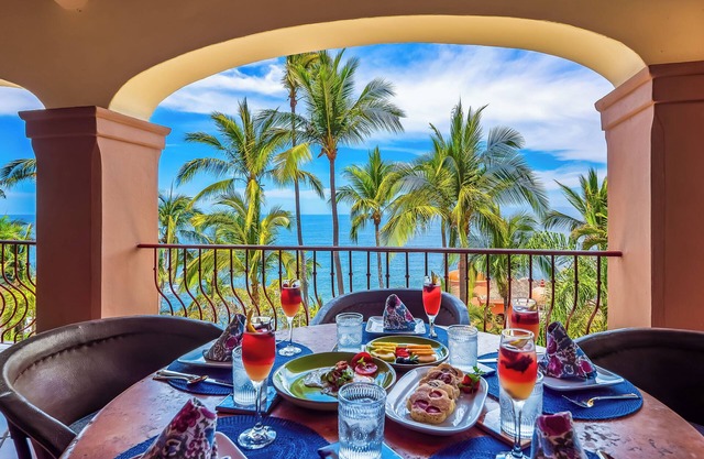 Elegantly Designed and Fully Staffed Mexican Estate on the Beach Near Old Town