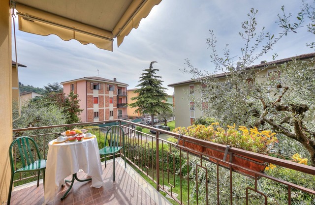 Elena Apart-Balcony & parking private, Salò, Italy