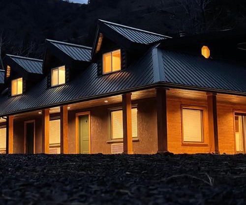 Elesel Lodge