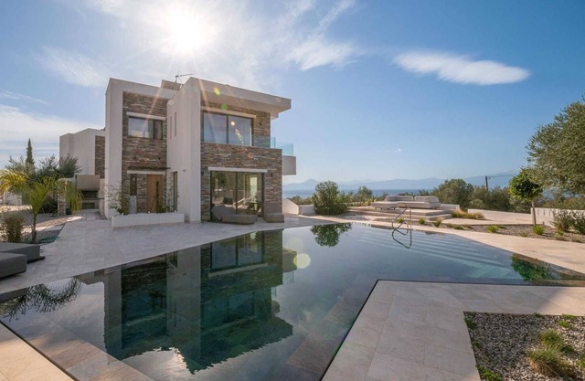 Elia Cove Luxury Residence with Private Pool