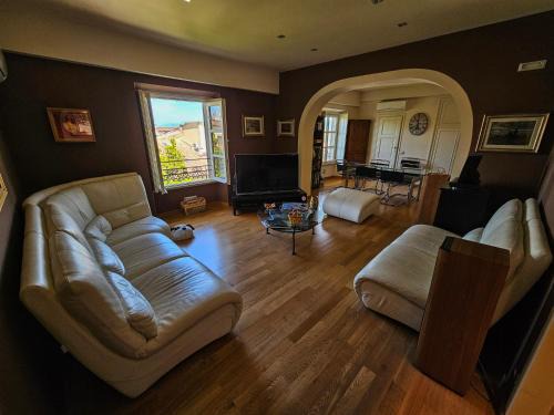 EliseHouse Elegant Apartment