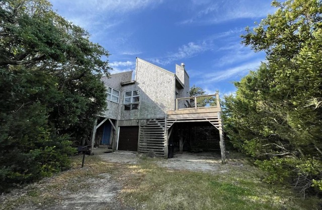 Elizabeth House 56126