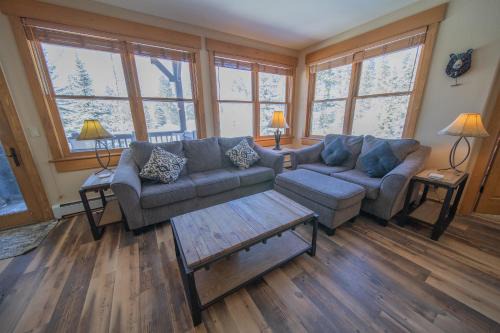 Elk Run Villas 9574 by SummitCove Lodging