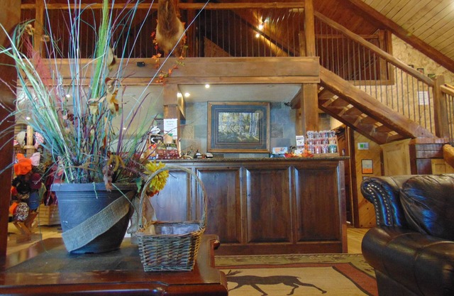 Elk View Inn
