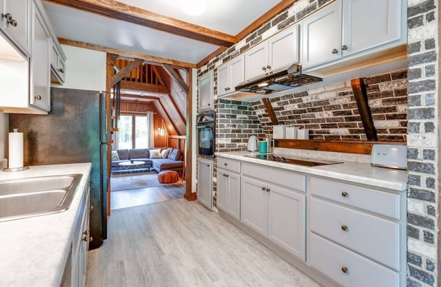 Elkhart Aframe - **New Listing**