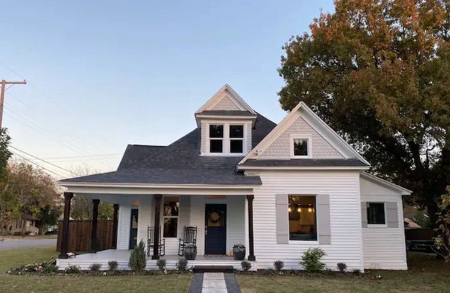 Ellis Historic Home -SAGU- 5min from Downtown Wax.