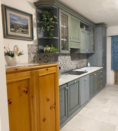 Elm Apartment