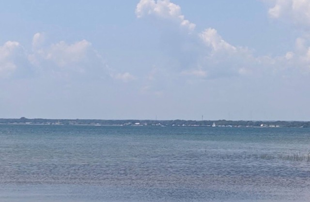 (Elm) Cozy Lakeside 2 Bed 2 Bath Cottage - Pets OK