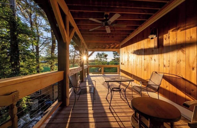 Elmhurst House - Gnd Floor - 3bd Catskill Mtn View