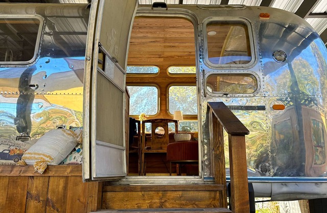Elvis Themed RV Glamping Farmstay near Graceland with outdoor bath
