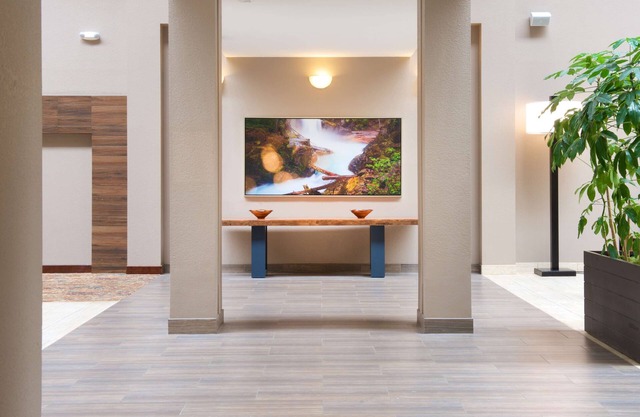 Embassy Suites by Hilton Seattle North Lynnwood