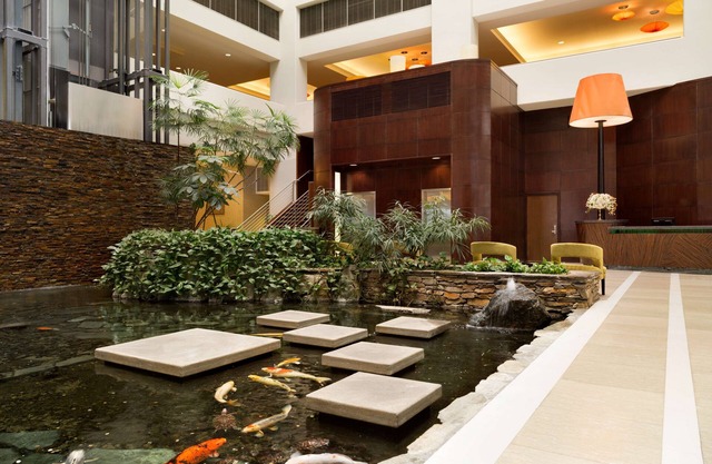Embassy Suites Los Angeles - Glendale