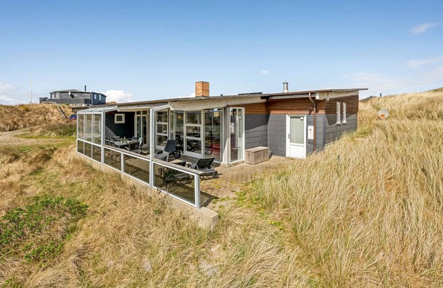 "Emelin" - 475m from the sea by Interhome