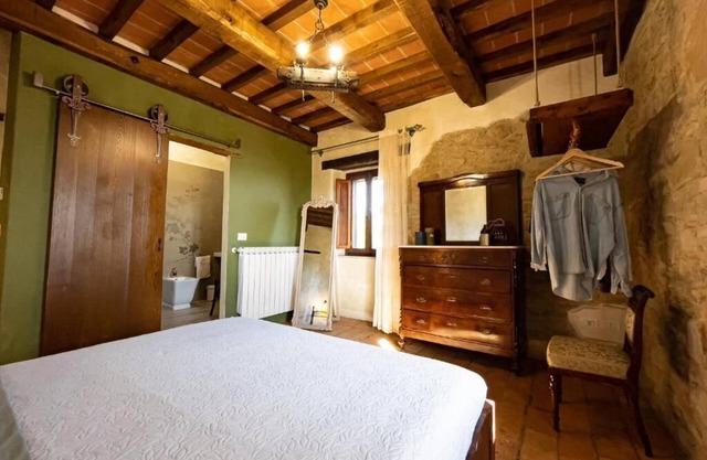 Smeralda- Zimmer in einem alten Bauernhaus mit Seeblick