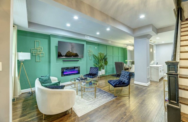 Emerald Escape Hilltop Home