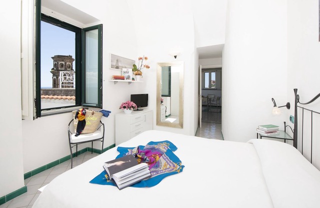 Emerald House - a Wonderful Stay in the Coast of Amalfi