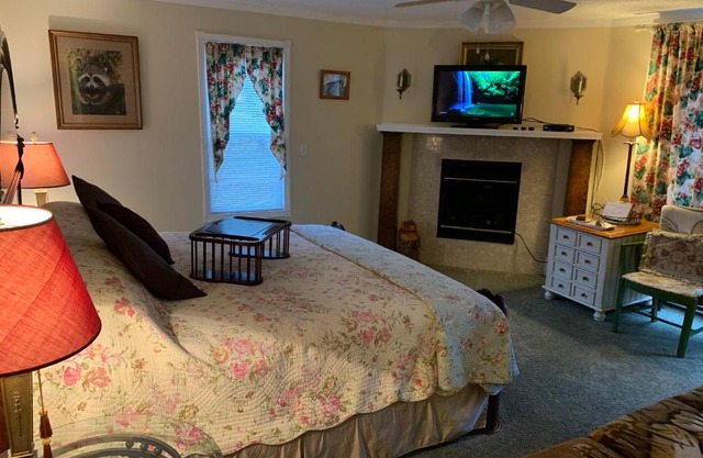 Emerald Necklace Inn Bed and Breakfast
