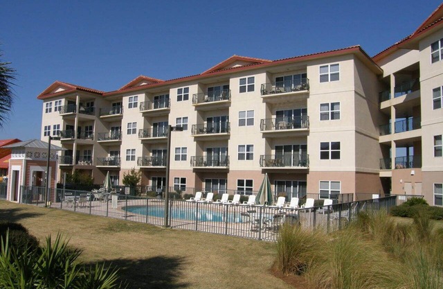 Emerald Waters by Southern Vacation Rentals