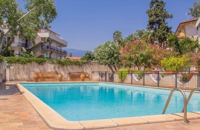 Emily House wunderbare Wohnung mit Strand vor dem Haus