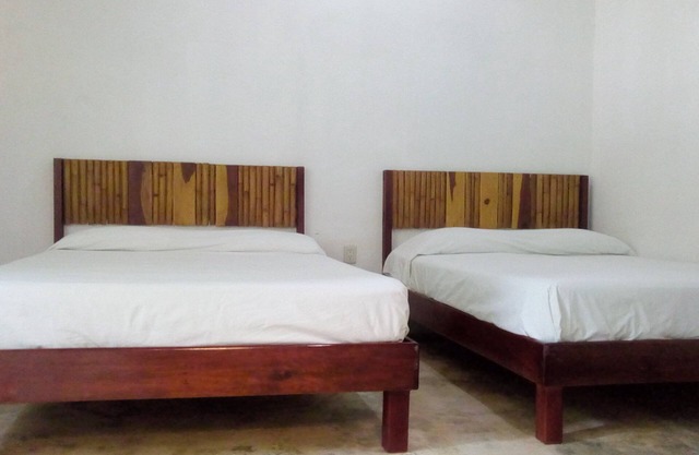Emmanuel Bacalar Qroo Zimmer