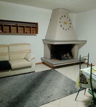 EmMi house