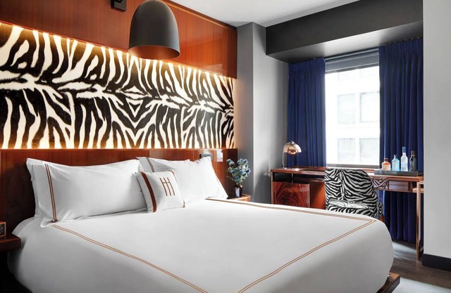 Empire State View King | Hotel Hendricks | Stunning City Skyline Views