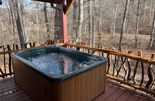 Enchanted - 1 Bedrooms, 1 Baths, Sleeps 2 Cabin by RedAwning