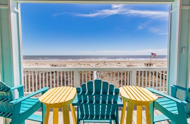 Enchanted Beachfront | Sunrise + Sunset Views!