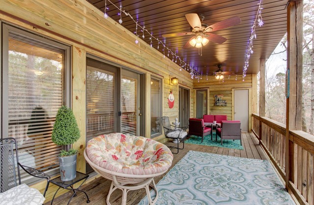 Zauberwald (Lake Ouachita) Luxus 2 BR / 2 BA