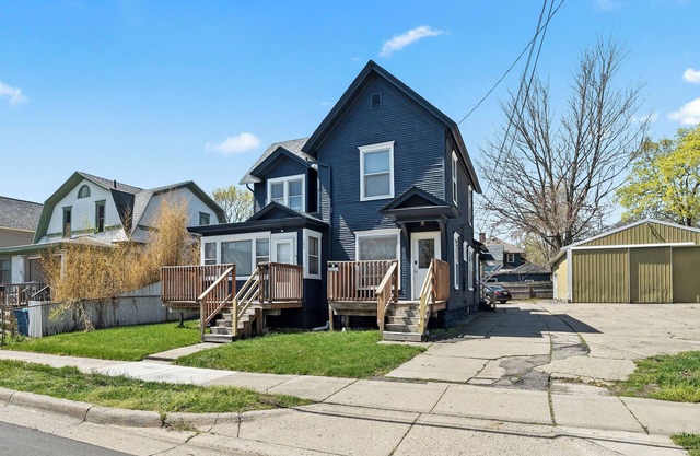 Enchanting Duplex: 2 units in 1 - Close to downtown & local attractions