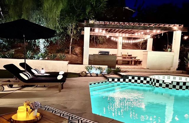Enchanting Gated Romantic Oasis!