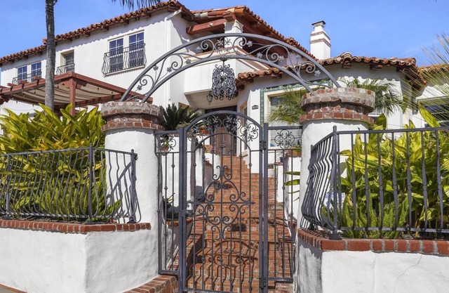 Enchanting Mediterranean Dream Home!