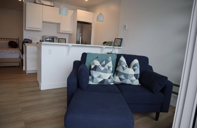 Endless views at Inlet Retreat! Relax in a centrally located beautiful studio!