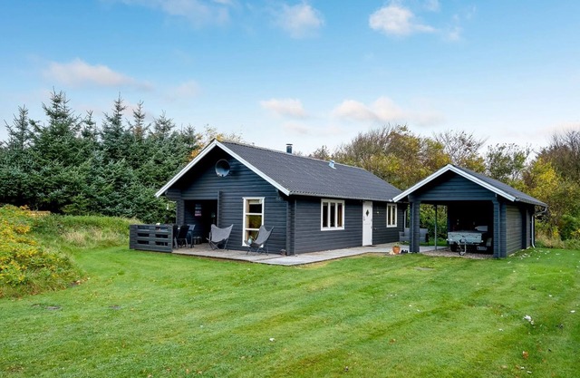 "Engeline" - 300m to the inlet by Interhome