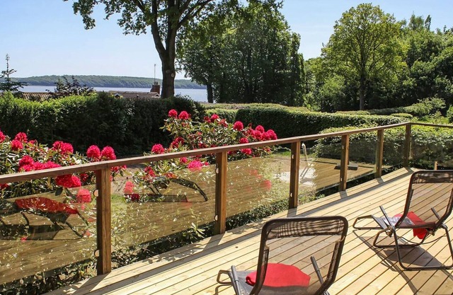 "Engelke" - 150m from the sea by Interhome