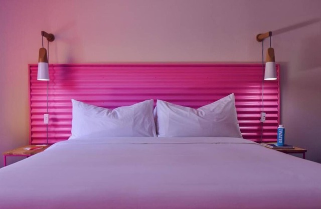 Enjoy 3 Spacious Units! Feel the Mountain Breeze and Enjoy the Pool Access!