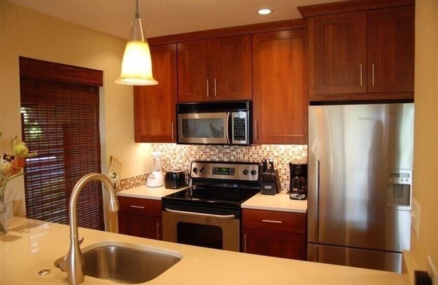 1Bd / 2Ba Wunderschön überarbeitete FRONT ROW OCEAN VIEW!