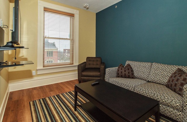 Enjoy a Seamless Blend of Functionality and Style Condo close to Wheeling 208