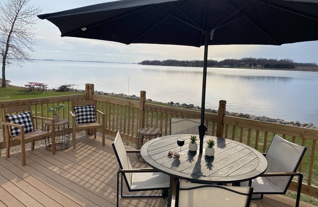 Enjoy Beautiful Sunsets on Lake Reno!