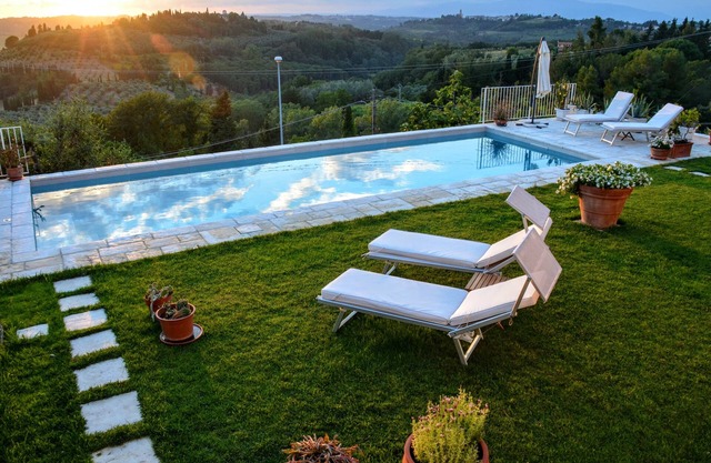 Atemberaubende Aussicht und Sonnenuntergänge vom Pool aus - Casa Magnolia LUNA
