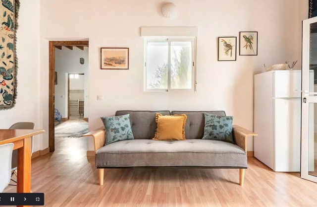 Enjoy character and peace with spectacular views