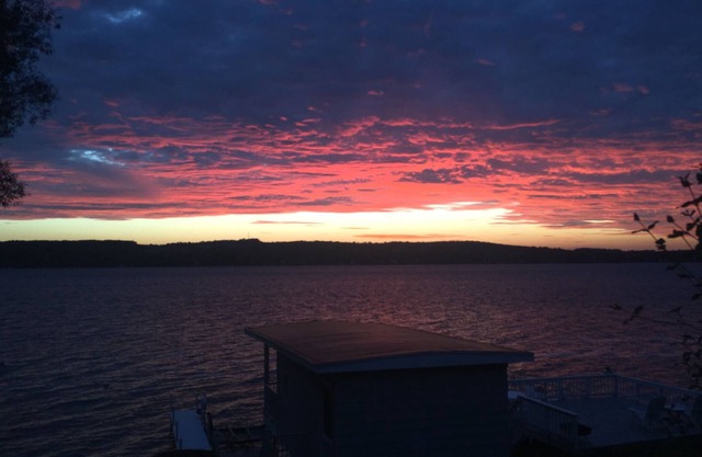 Ganzjährig geöffnetes Ferienhaus mit herrlichen Sonnenuntergängen, 6 km vom Dorf Skaneateles entfernt