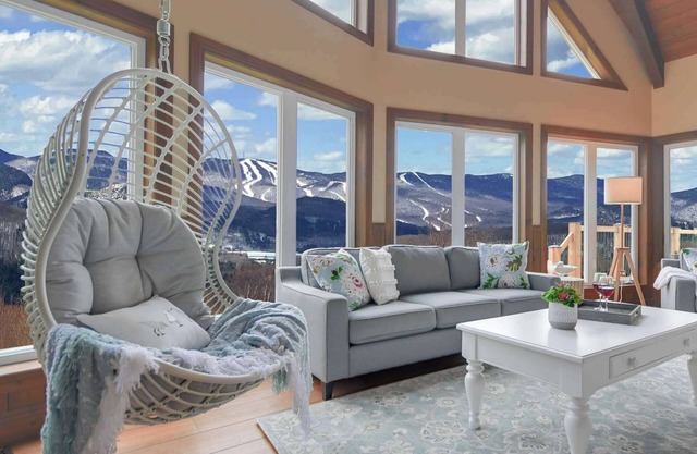 Genießen Sie die Sonnenunterg��nge bei Tremblant in der Lounge, in der Sauna oder im Spa