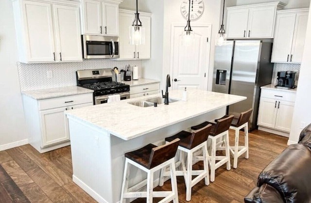 ⭐️Enjoy Las Cruces at this Farmhouse Home w/ 3 BR
