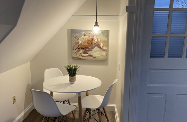 Enjoy Manasquan - Cute studio in town and near beach.